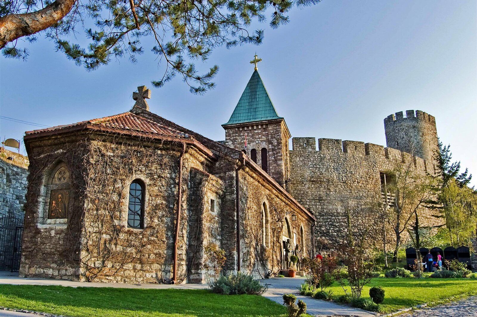 Aziz Petka Şapeli