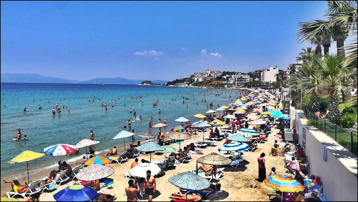 Kuşadası Kadınlar Plajı