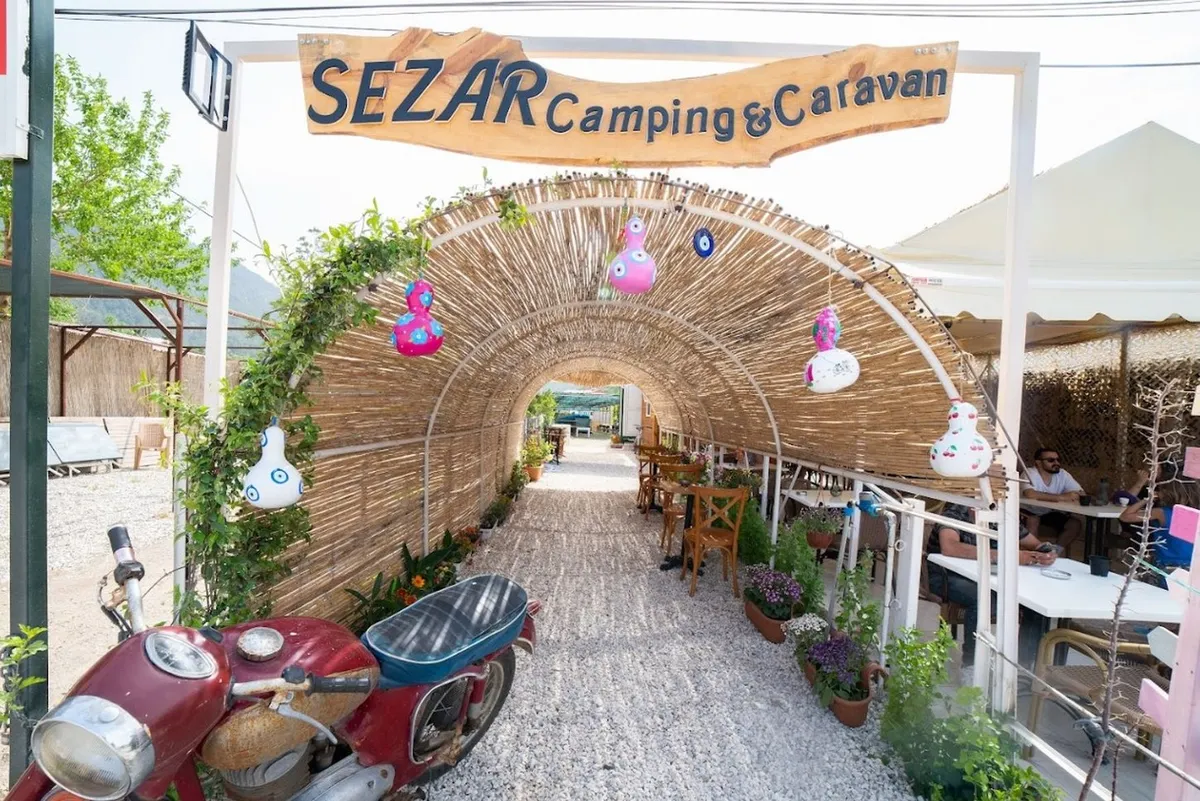 Adrasan Sezar Camping