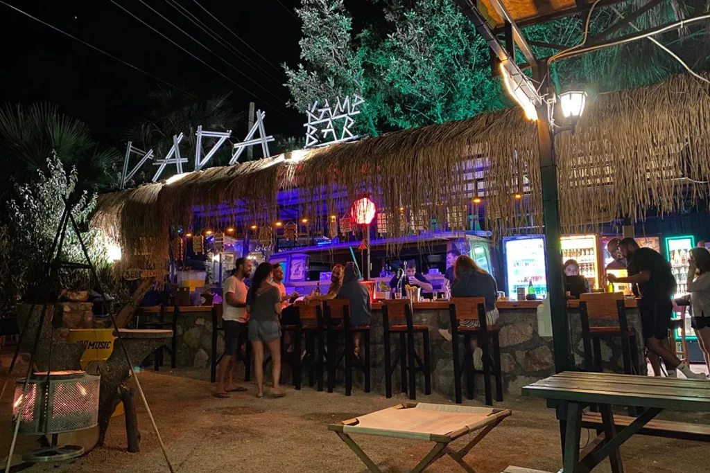 Dada Kamp Bar