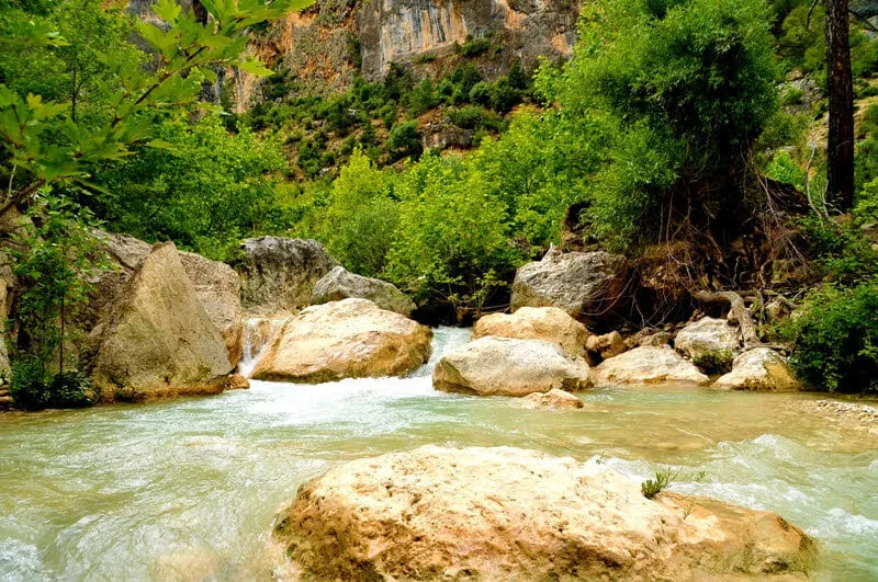 Ilısu Şelalesi Kamp Alanı