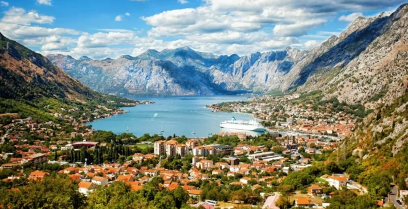 Karadağ Vize İstiyor Mu? Karadağ Vize Rehberi