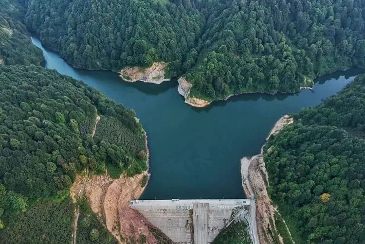 Sarı Yayla Barajı Kamp Alanı