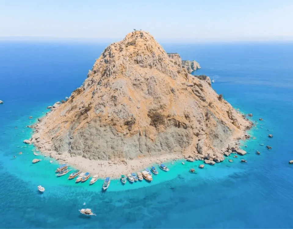 Suluada Plajı Kamp Alanı