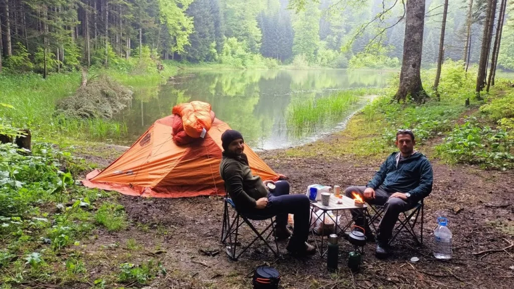 Torkul Gölü Kamp Alanı