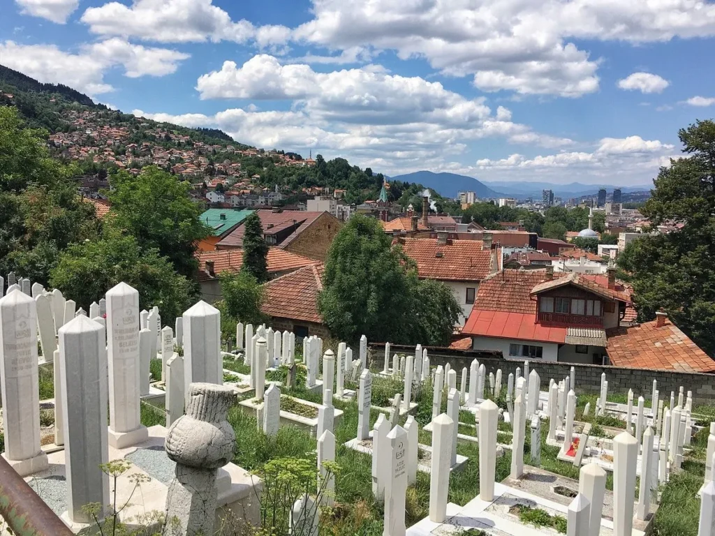 Alifakovac Musluman Mezarligi
