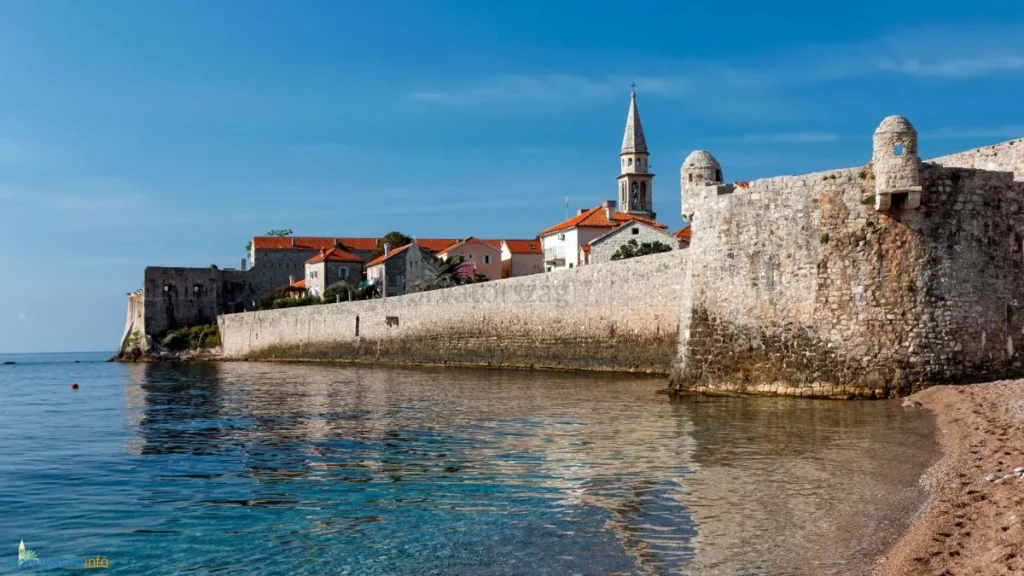 Budva Eski Şehir Surları