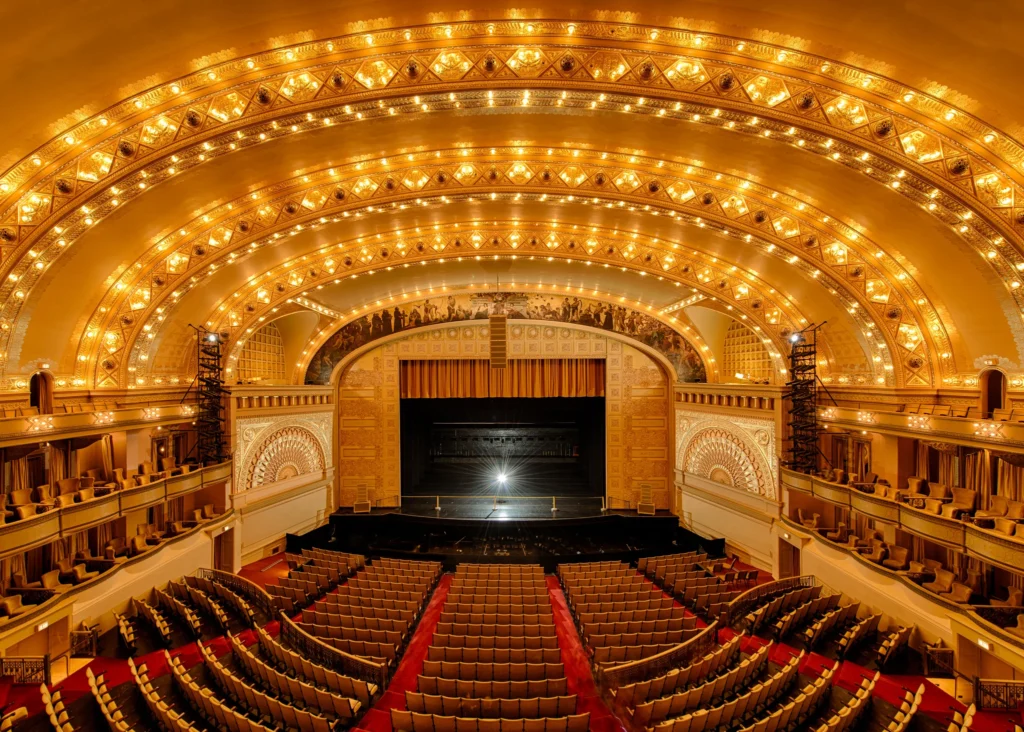 Chicago Theatre