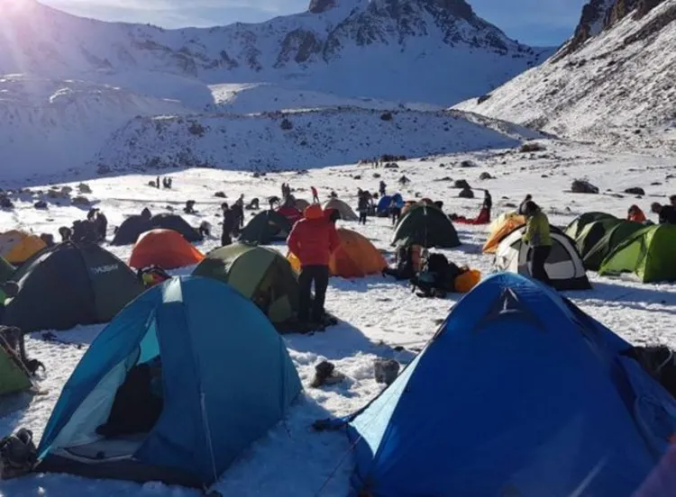Erciyes Dağı Kamp Alanı