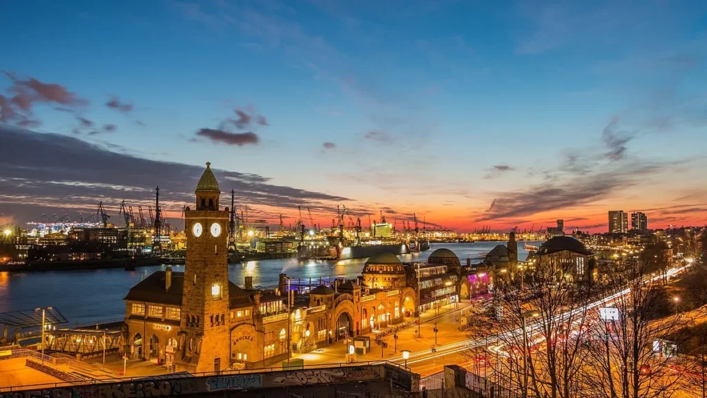 Hamburg Limanı (Landungsbrücken)