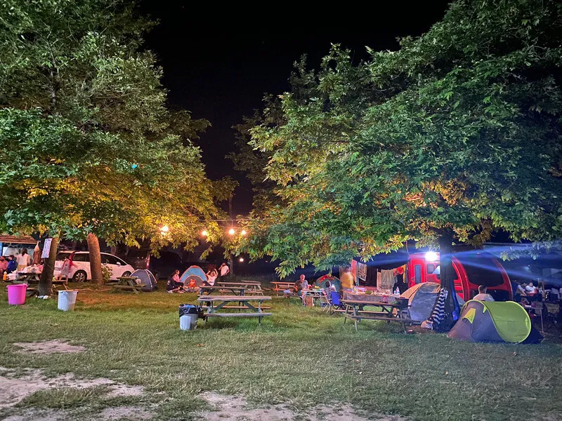 Hello Camping