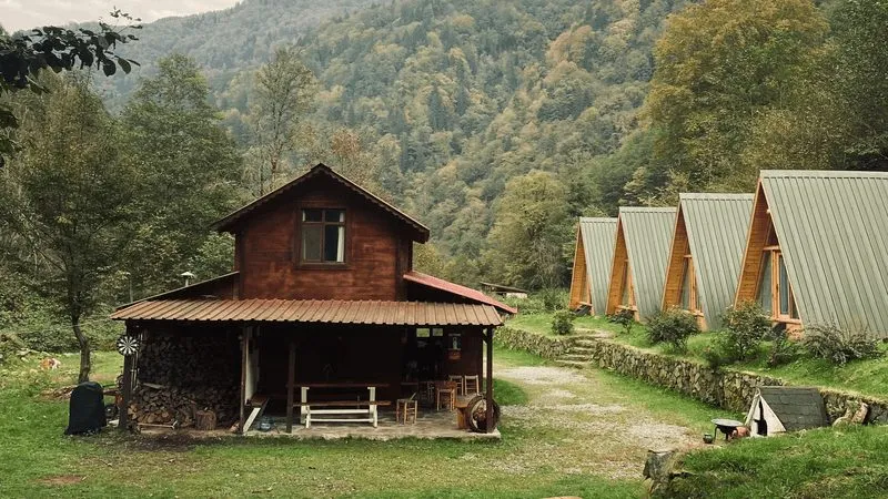 Minci (Ada) Bungalov Kamping