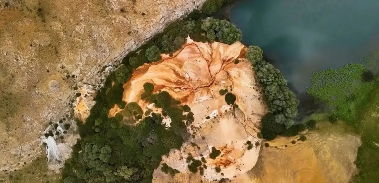 Otlukbeli Gölü Kamp Alanı