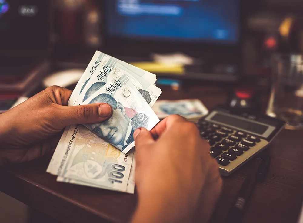 Rodos’ta Kredi Kartı mı, Nakit mi Kullanılır?