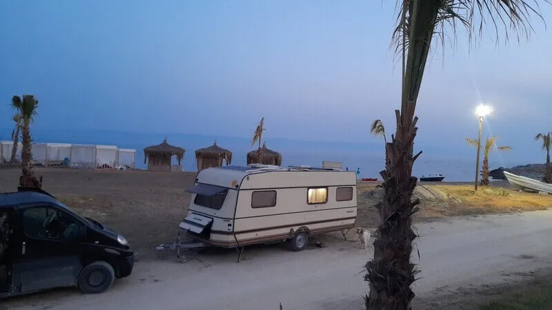 Uzunkum Plajı Kamp Alanı