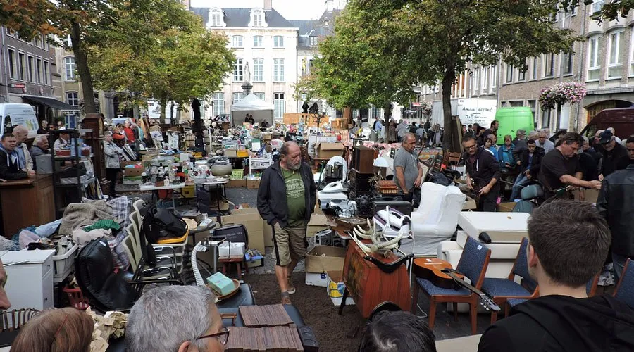 Vrijdagmarkt (Cuma Pazarı)