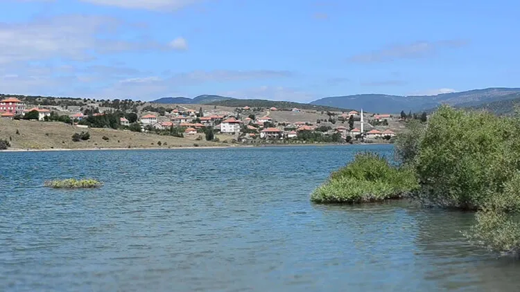Yahyasaray Barajı Mevkii Kamp Alanı