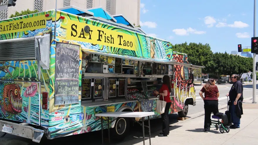 ️Los Angelesta Ne Yenir