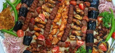 Adana’da Ne Yenir? Tadına Bakmanız Gereken 18 Meşhur Lezzet