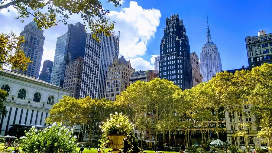 Bryant Park Pars