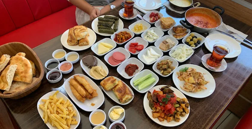 Erzurum’da Ne Yenir? Tadına Bakmanız Gereken 25 Meşhur Lezzet