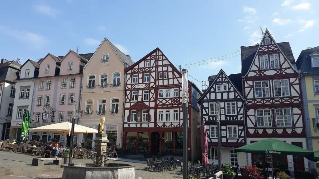 Eski Şehir Meydanı (Alter Markt)