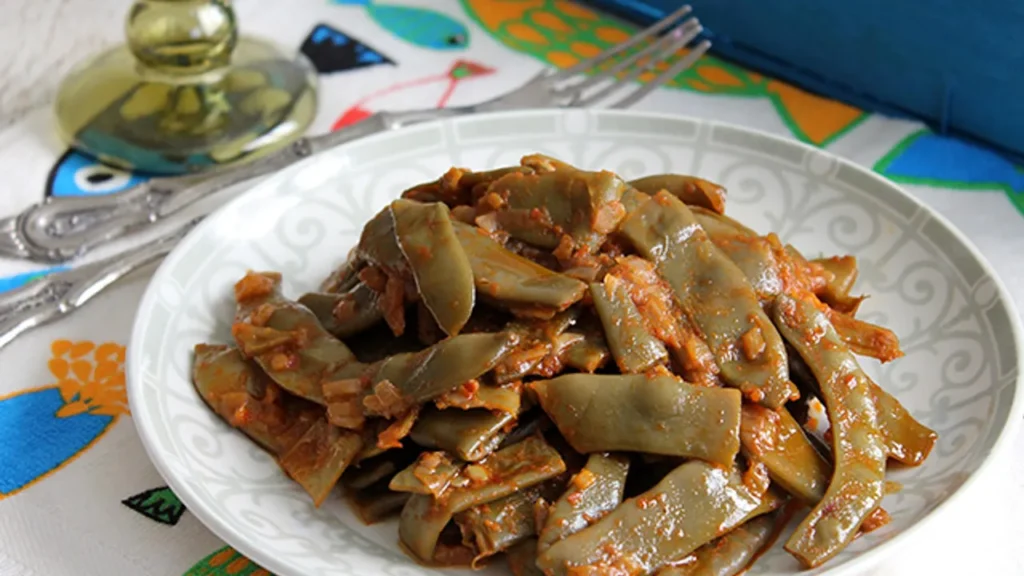 Fasulye Tursusu Kavurmasi