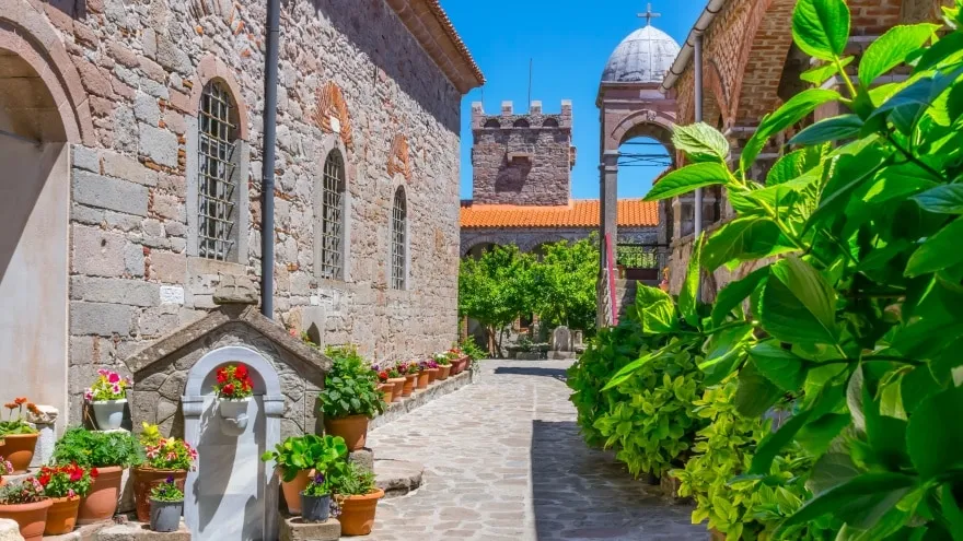 Ipsilou Manastırı