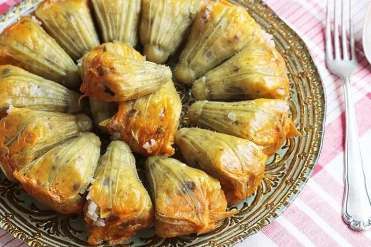 Kabak Cicegi Dolmasi