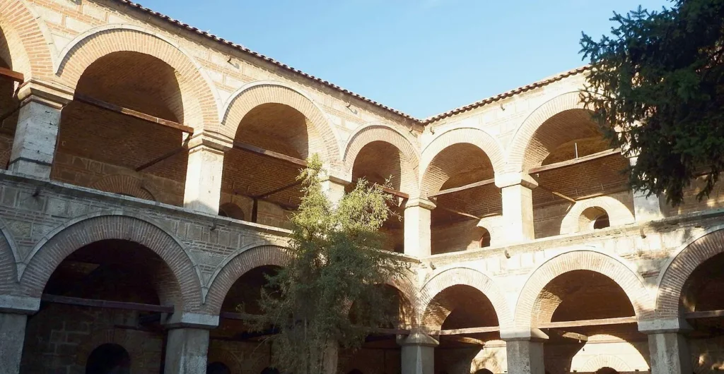 Kurşunlu Han