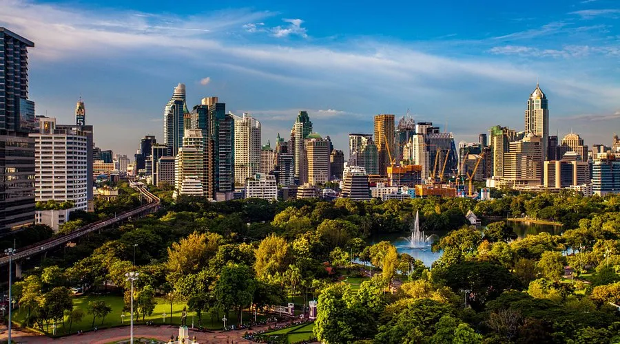Lumphini Park Ile Sehirde Huzur Molasi Pars