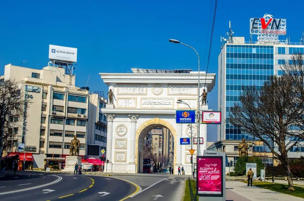 Makedonya Takı