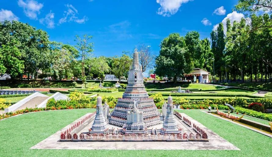 Mini Siam