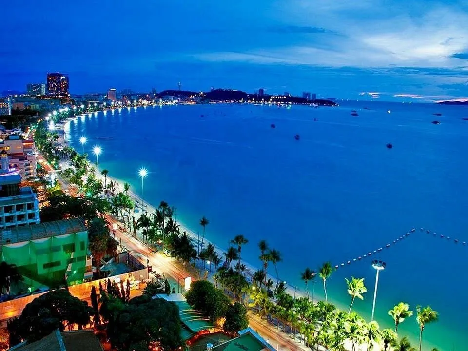 Pattaya Beach (Pattaya Sahili)
