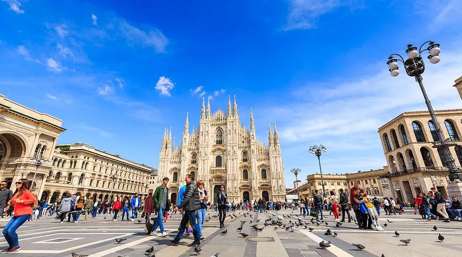 Piazza Del Duomo Pars