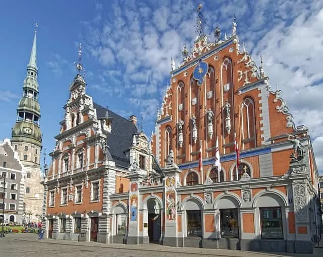 Riga Müze Kartları & Toplu Ulaşım Rehberi