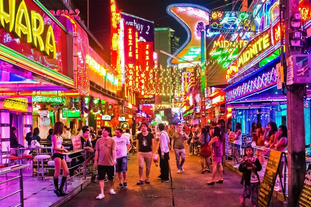 Soi Cowboy Ile Renkli Gecelere Yolculuk Pars