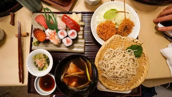 Tokyoda Ne Yenir Pars