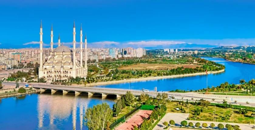 Adana Tarihi Yerler Rehberi: Taşköprü’den Anavarza Antik Kenti’ne Tarih Yolculuğu