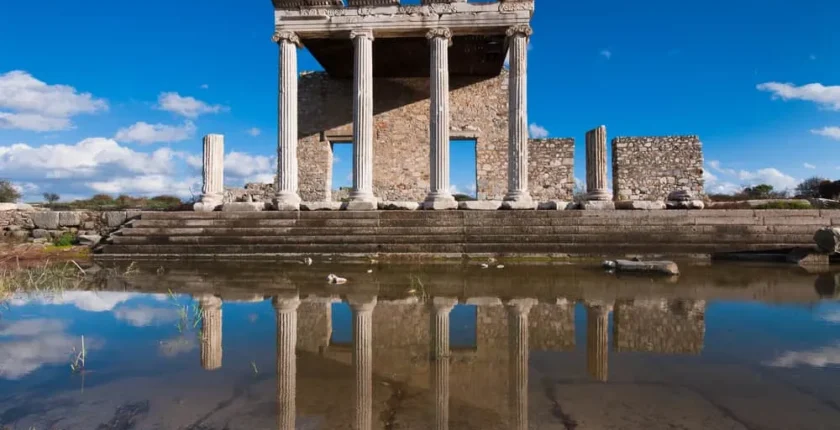 Aydın Tarihi Yerler Rehberi: Filozofların Kenti (Afrodisias, Milet & Didim)