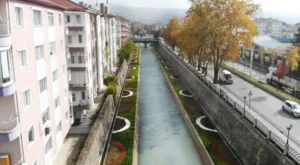 Çankırı Tarihi Yerler Rehberi: Yeraltı Tuz Şehri ve Çankırı Kalesi