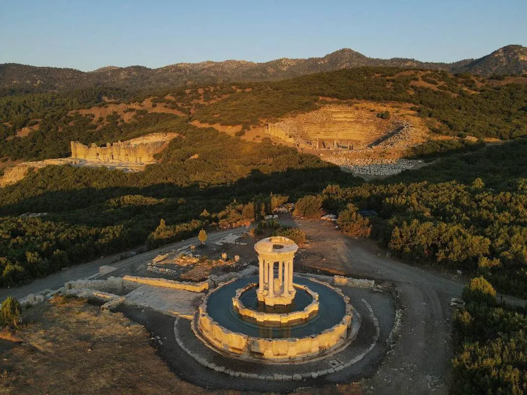Gladyatörlerin, Uçurumların ve Kervanların Yolu (Gölhisar & Bucak)