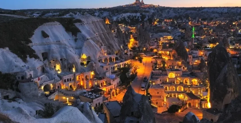 Nevşehir Tarihi Yerler Rehberi: Kapadokya’nın Yeraltı Şehirleri ve Kaya Kiliseleri