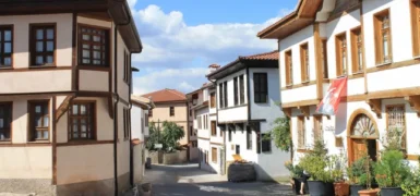 Sakarya Tarihi Yerler Rehberi: Bizans ve Osmanlı’nın Kesişimi (Justinianus Köprüsü & Taraklı)