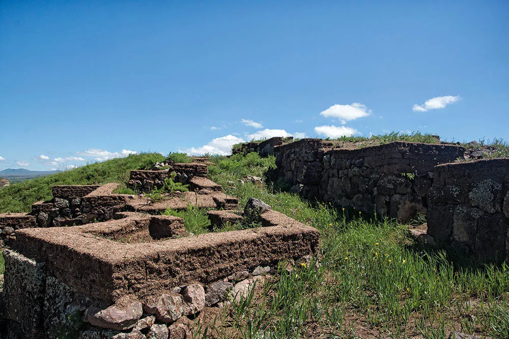 Sarp Dağların İnzivası, Urartular ve Çanlı Kiliseler (Varto & Merkez)