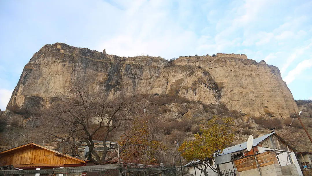 Sarp Uçurumlar, Cehennem Deresi ve Ahşabın Ruhu (Şavşat, Ardanuç, Macahel)