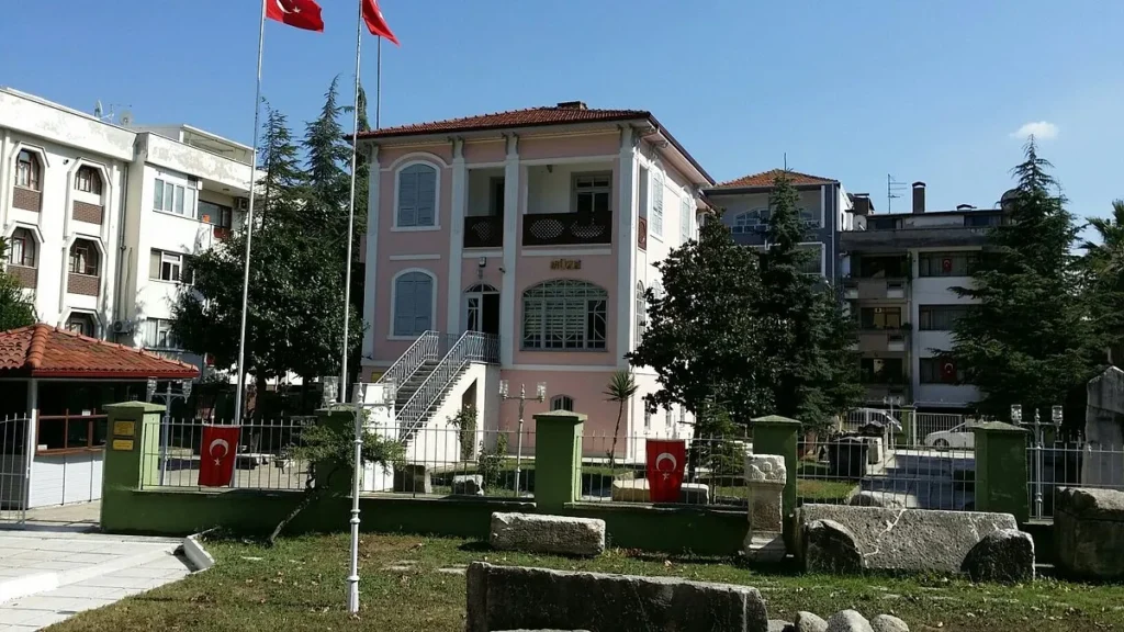 Şehrin Hafızası: Sakarya Müzesi (Atatürk Evi)