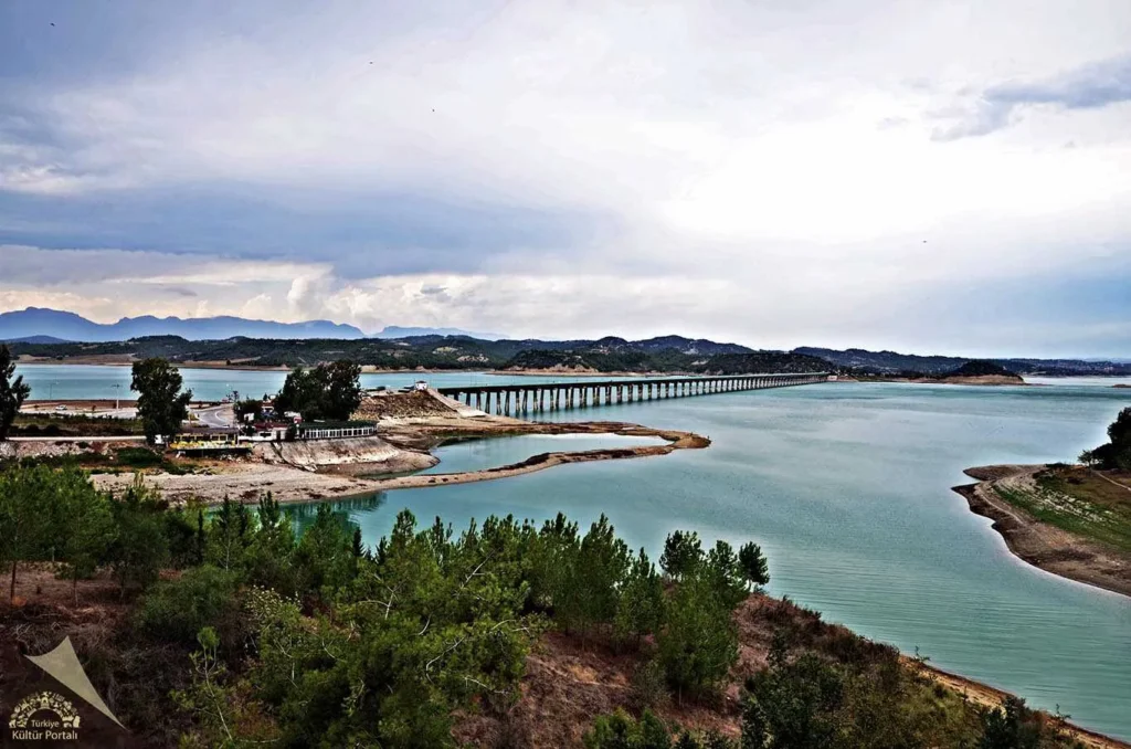 Çatalan Köprüsü ve Baraj Havzası