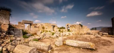 Hatay Tarihi Yerler Rehberi: Medeniyetler Korosu (St. Pierre Kilisesi & Titus Tüneli)