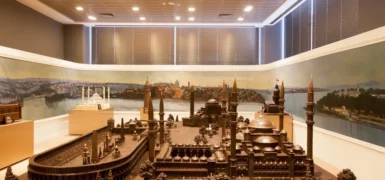 İstanbul Müzeler Rehberi: Saraylar, Kiliseler ve Arkeoloji (Tüm Tarih, Sanat ve İmparatorluk Müzeleri Rehberi)